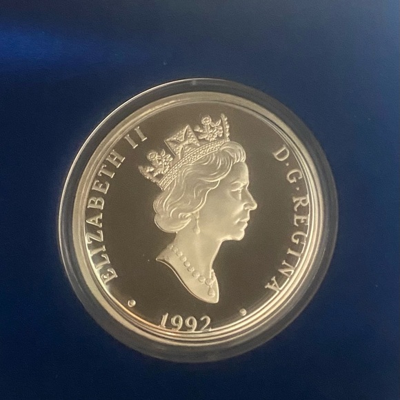 Series-1 Canada first 50years of flight sterling silver (w)24k gold cameo insert - Picture 4 of 10